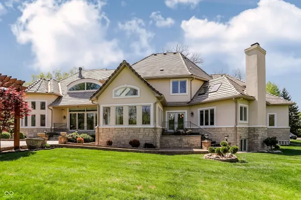 $2,150,000 | 10821 Club Point Drive, Fishers, IN 46037