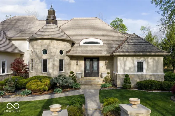 $2,150,000 | 10821 Club Point Drive, Fishers, IN 46037