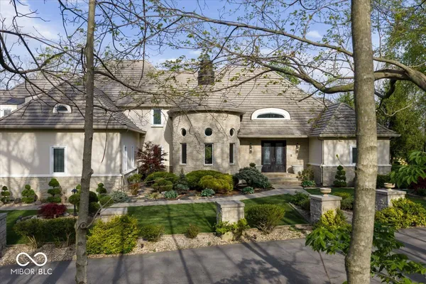 $2,150,000 | 10821 Club Point Drive, Fishers, IN 46037