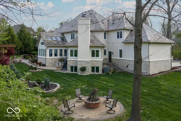 $2,150,000 | 10821 Club Point Drive, Fishers, IN 46037
