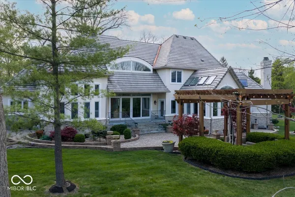 $2,150,000 | 10821 Club Point Drive, Fishers, IN 46037
