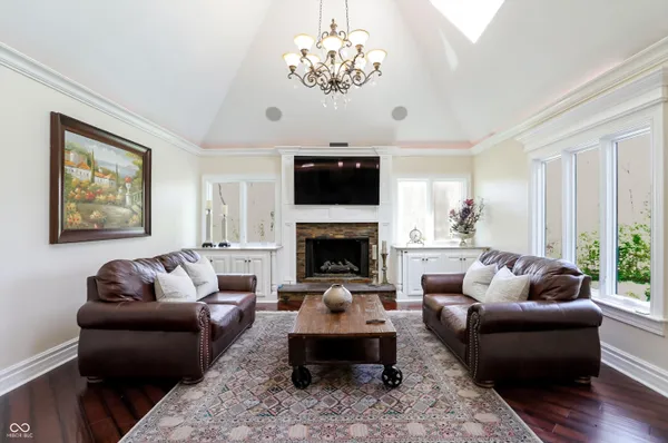 $2,150,000 | 10821 Club Point Drive, Fishers, IN 46037