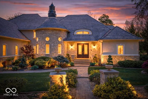 $2,150,000 | 10821 Club Point Drive, Fishers, IN 46037