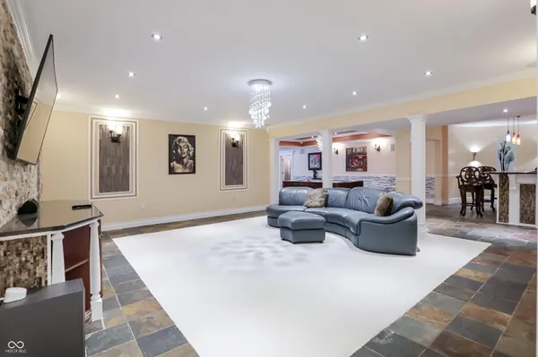 $2,150,000 | 10821 Club Point Drive, Fishers, IN 46037