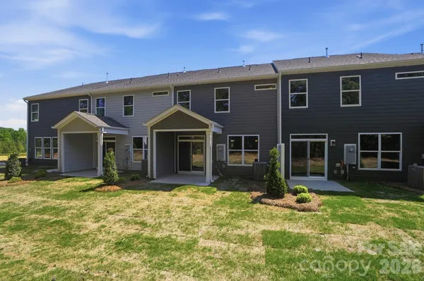 $385,900 | 207 Viburnum Road, Waxhaw, NC 28173