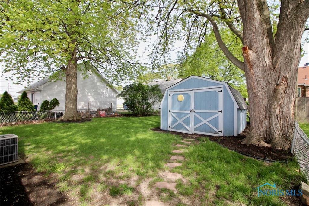 206 Windsor Road Walbridge, OH 43465 - Photo 31 of 39 Gallery Image 31