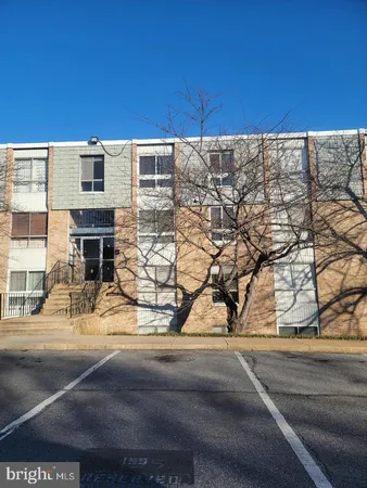 $1,975 | 3940 Bel Pre Road, Unit 6, Silver Spring, MD 20906