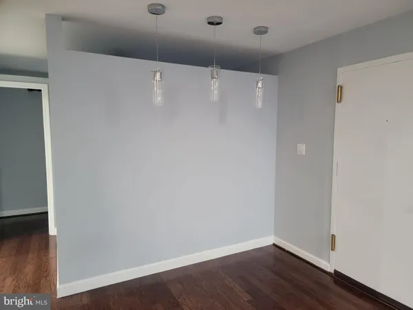 $1,975 | 3940 Bel Pre Road, Unit 6, Silver Spring, MD 20906