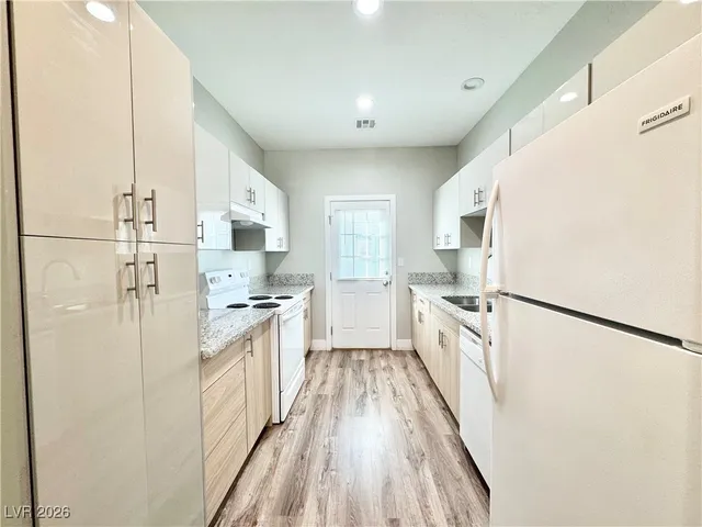 $1,300 | 1370 Ogallala Street, Unit 1, Pahrump, NV 89048