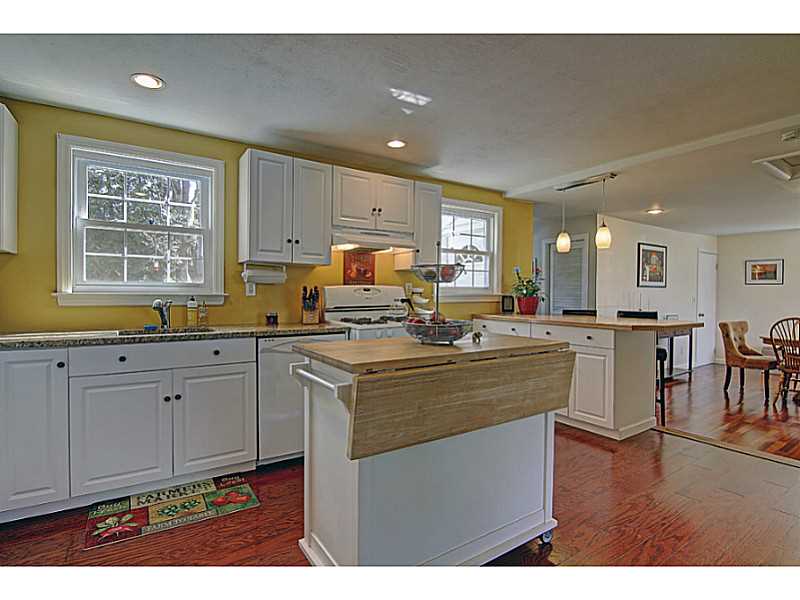 6 Hancock Road Barrington, RI 02806 - Photo 19 of 25 Kitchen.