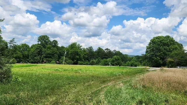 $275,000 | 2739 Sr 399, Palmer, TN 37365