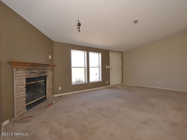 8189 South Fillmore Road Tucson, AZ 85736 - Photo 6 of 28 Gallery Image 6
