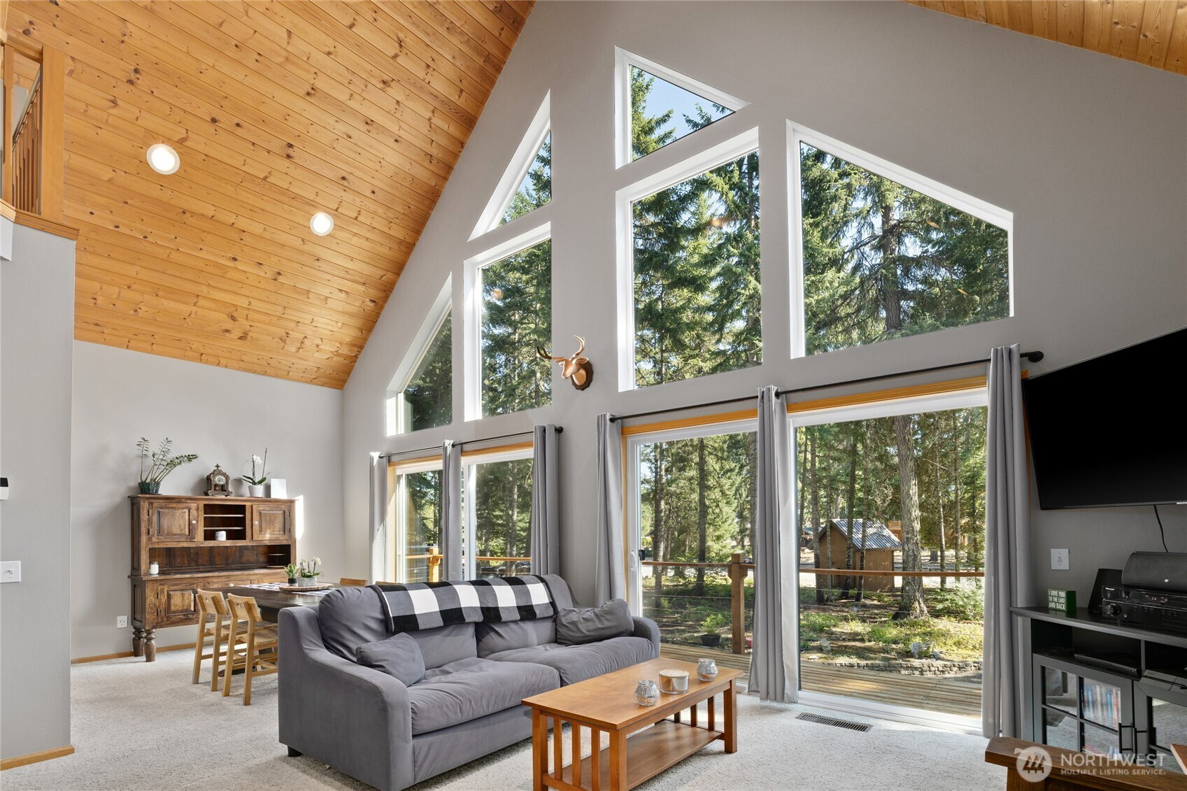 346 Kachess River Road Easton, WA 98925 - Photo 6 of 39 Gallery Image 6
