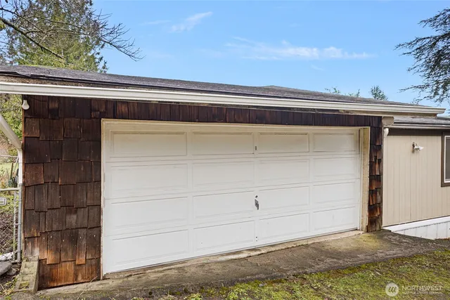 $739,000 | 19015 16th Avenue Northeast, Shoreline, WA 98155