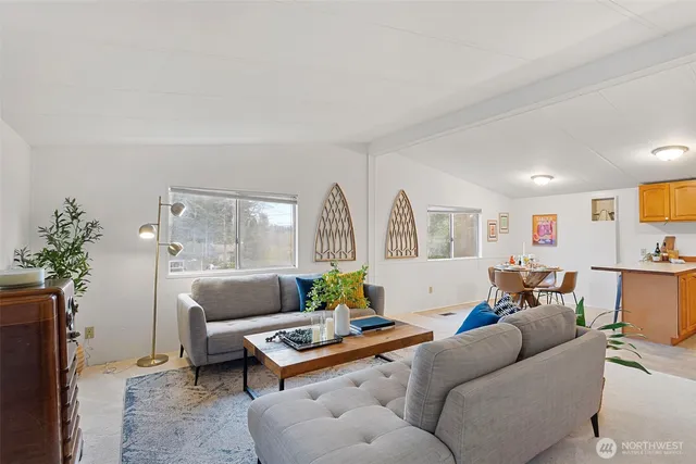 $739,000 | 19015 16th Avenue Northeast, Shoreline, WA 98155