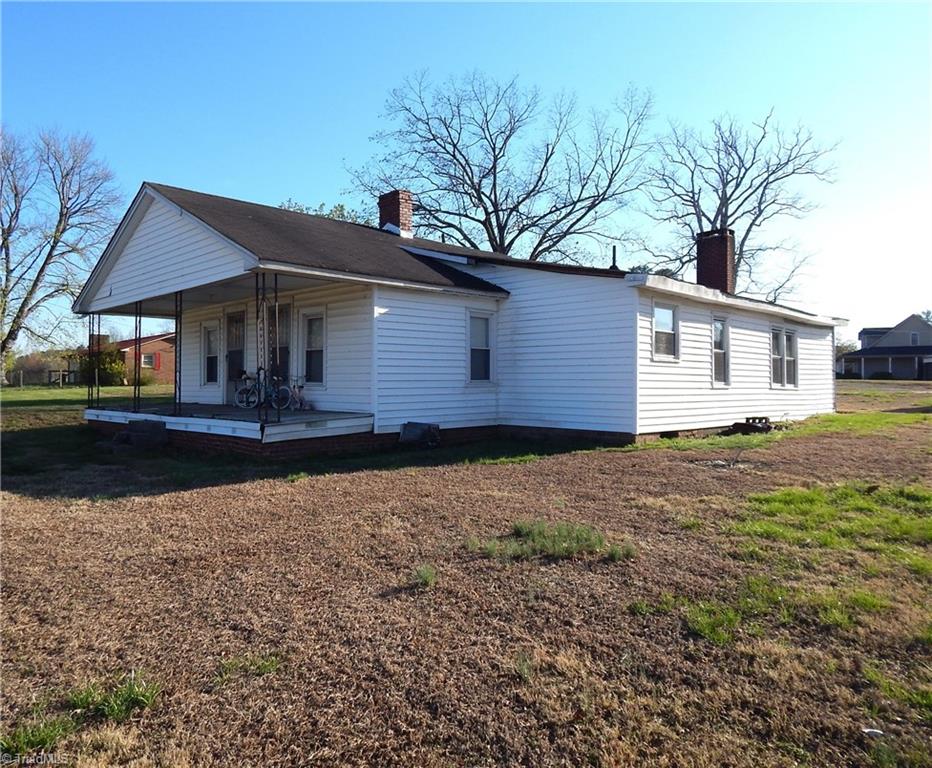 4190 Grubbs Road Walkertown, NC 27051 - Photo 1 of 22