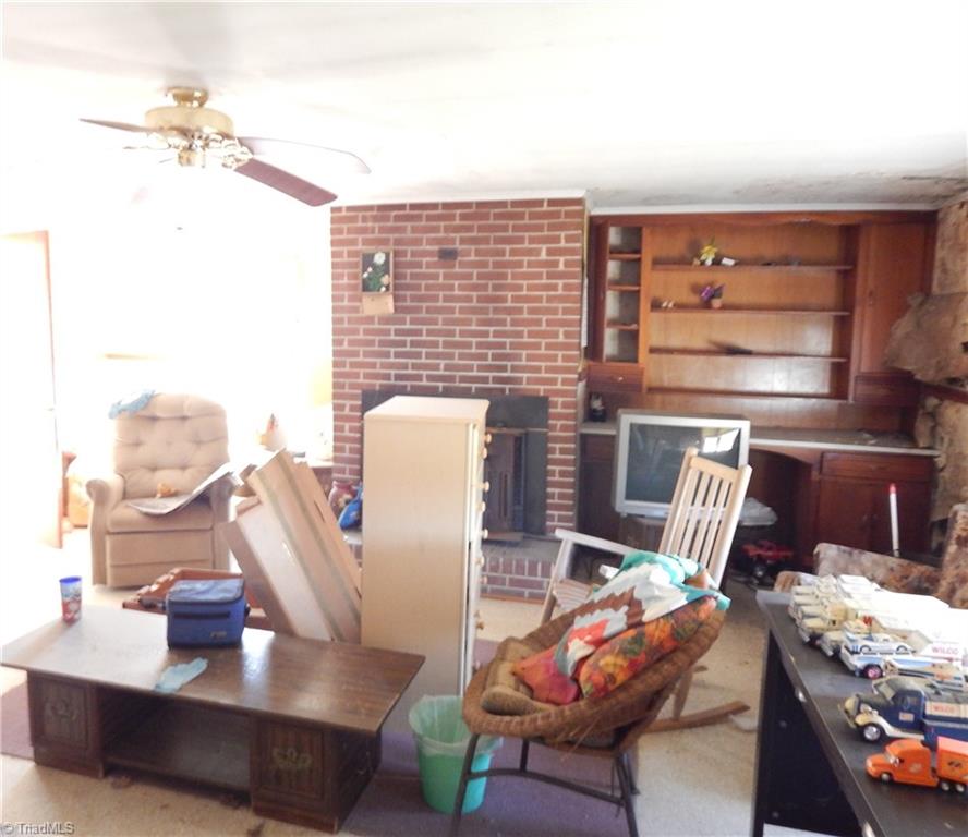 4190 Grubbs Road Walkertown, NC 27051 - Photo 6 of 22