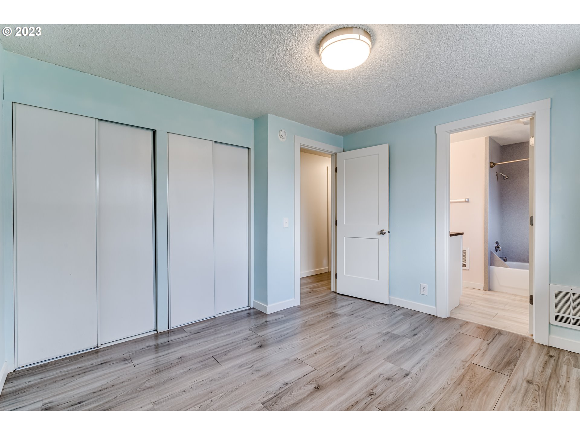 816 54th Place Springfield, OR 97478 - Photo 13 of 21 Bedroom, Primary