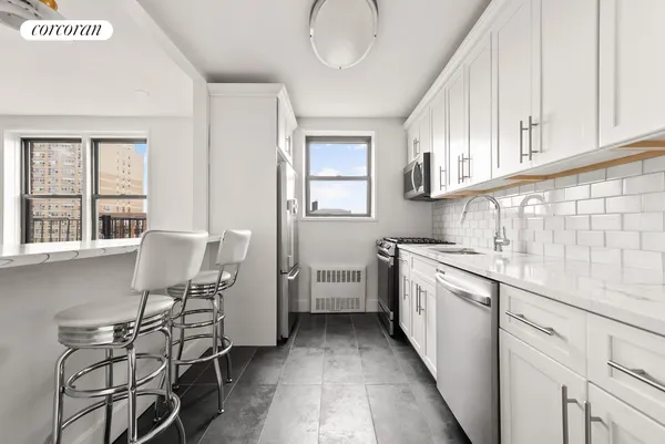$2,700 | 488 Ocean Parkway, Unit 6B | Kensington