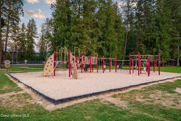 $399,000 | 424 South Olive Avenue, Unit 304, Sandpoint, ID 83864