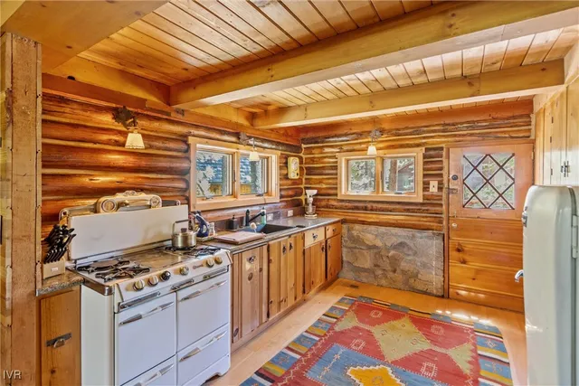 $2,399,000 | 464 Elks Avenue, Zephyr Cove, NV 89448