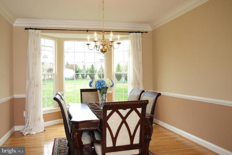 8213 Michaels Ridge Ellicott City, MD 21043 - Photo 11 of 21 Dining Room
