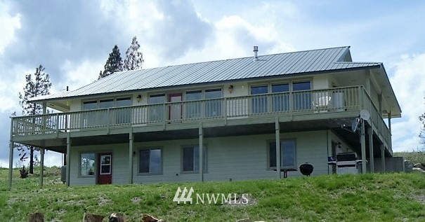 212 Hosheit Road Riverside, WA 98849 - Photo 1 of 25 Gallery Image 1
