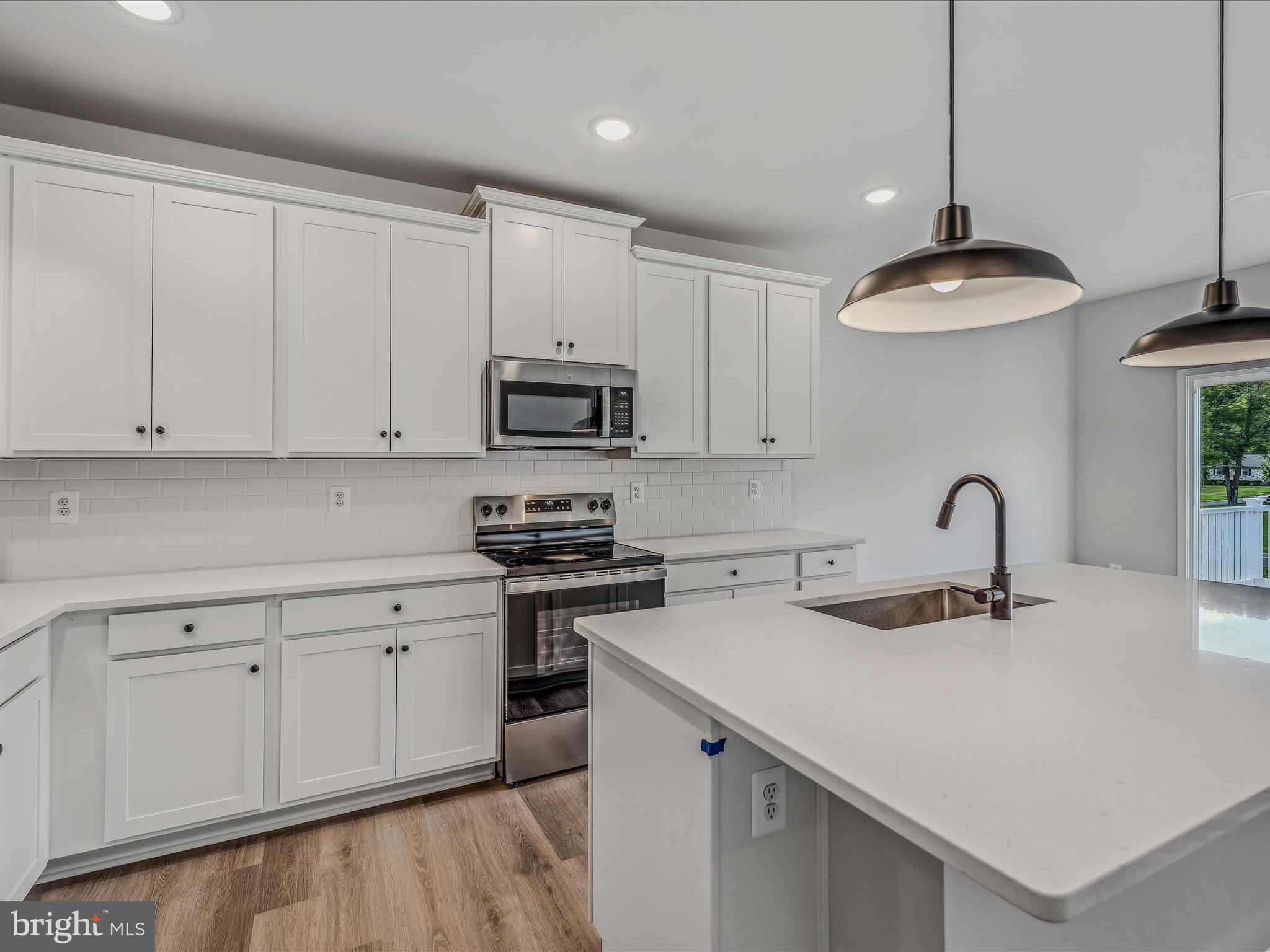 290 Scoter Road Hedgesville, WV 25427 - Photo 13 of 44 Kitchen