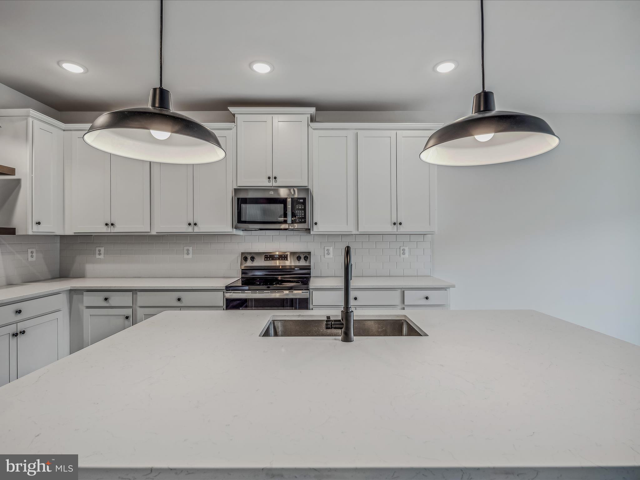 290 Scoter Road Hedgesville, WV 25427 - Photo 14 of 44 Kitchen