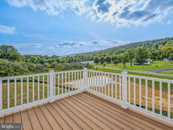 $2,499 | 290 Scoter Road, Hedgesville, WV 25427