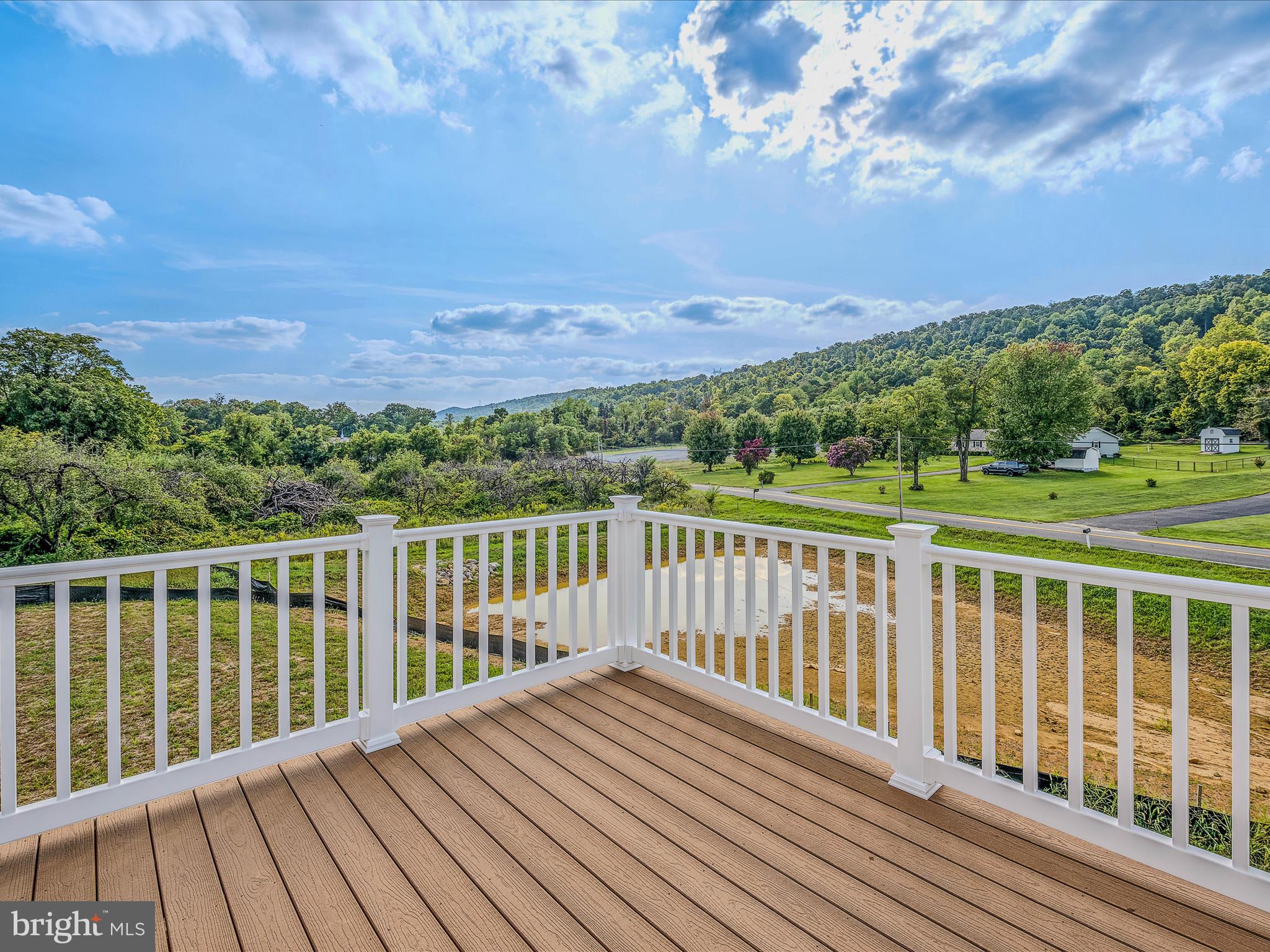 290 Scoter Road Hedgesville, WV 25427 - Photo 17 of 44 Deck View