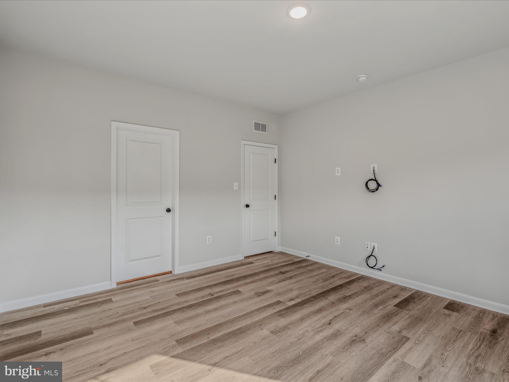 290 Scoter Road Hedgesville, WV 25427 - Photo 24 of 44 Primary Bedroom