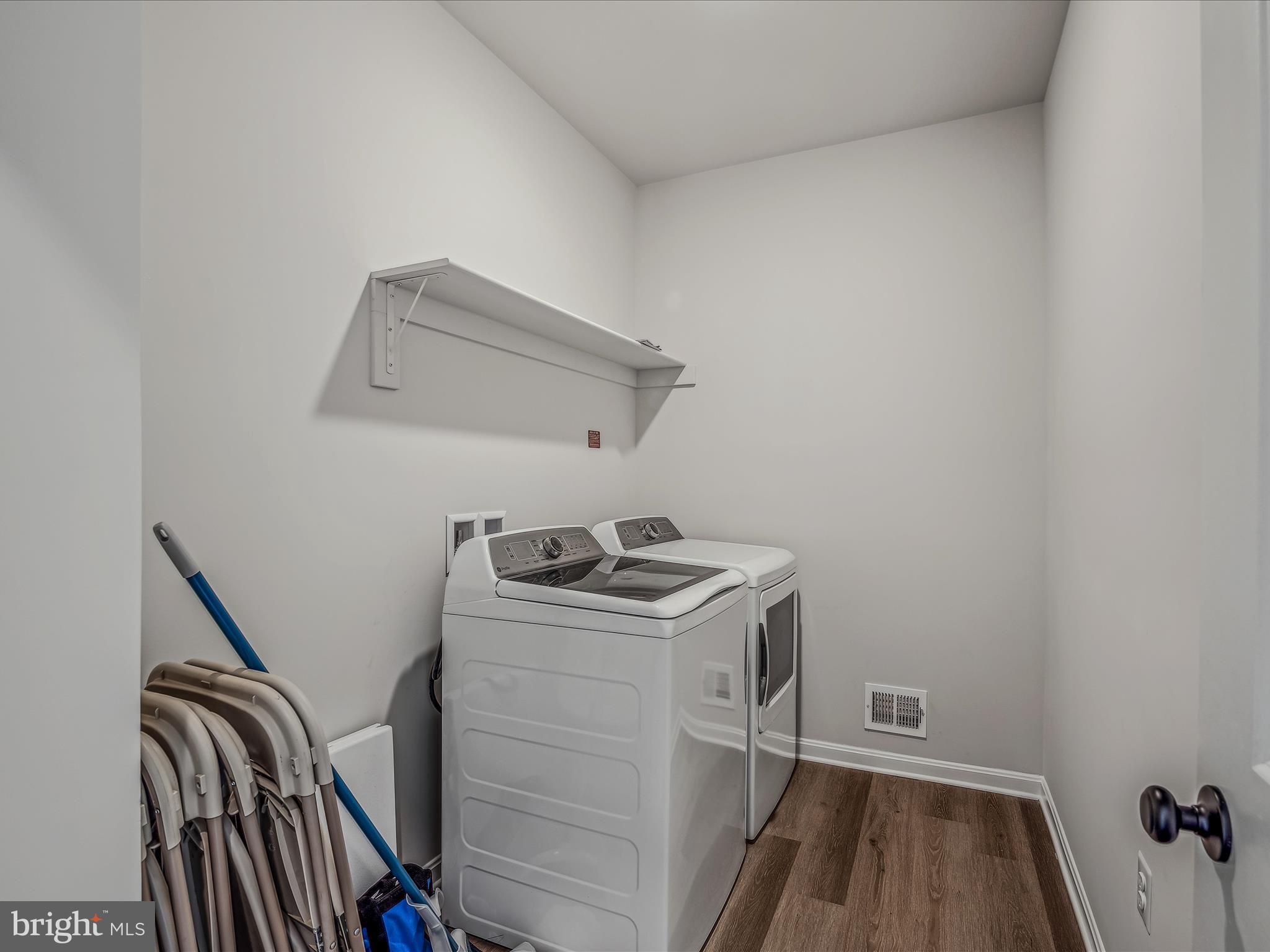 290 Scoter Road Hedgesville, WV 25427 - Photo 33 of 44 Laundry Room