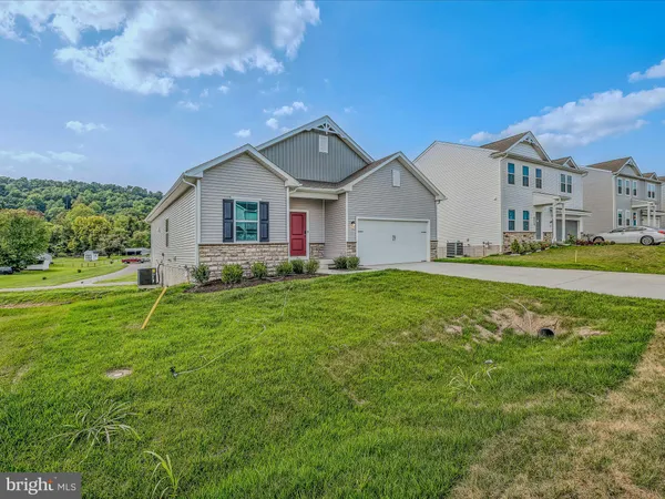 $2,499 | 290 Scoter Road, Hedgesville, WV 25427