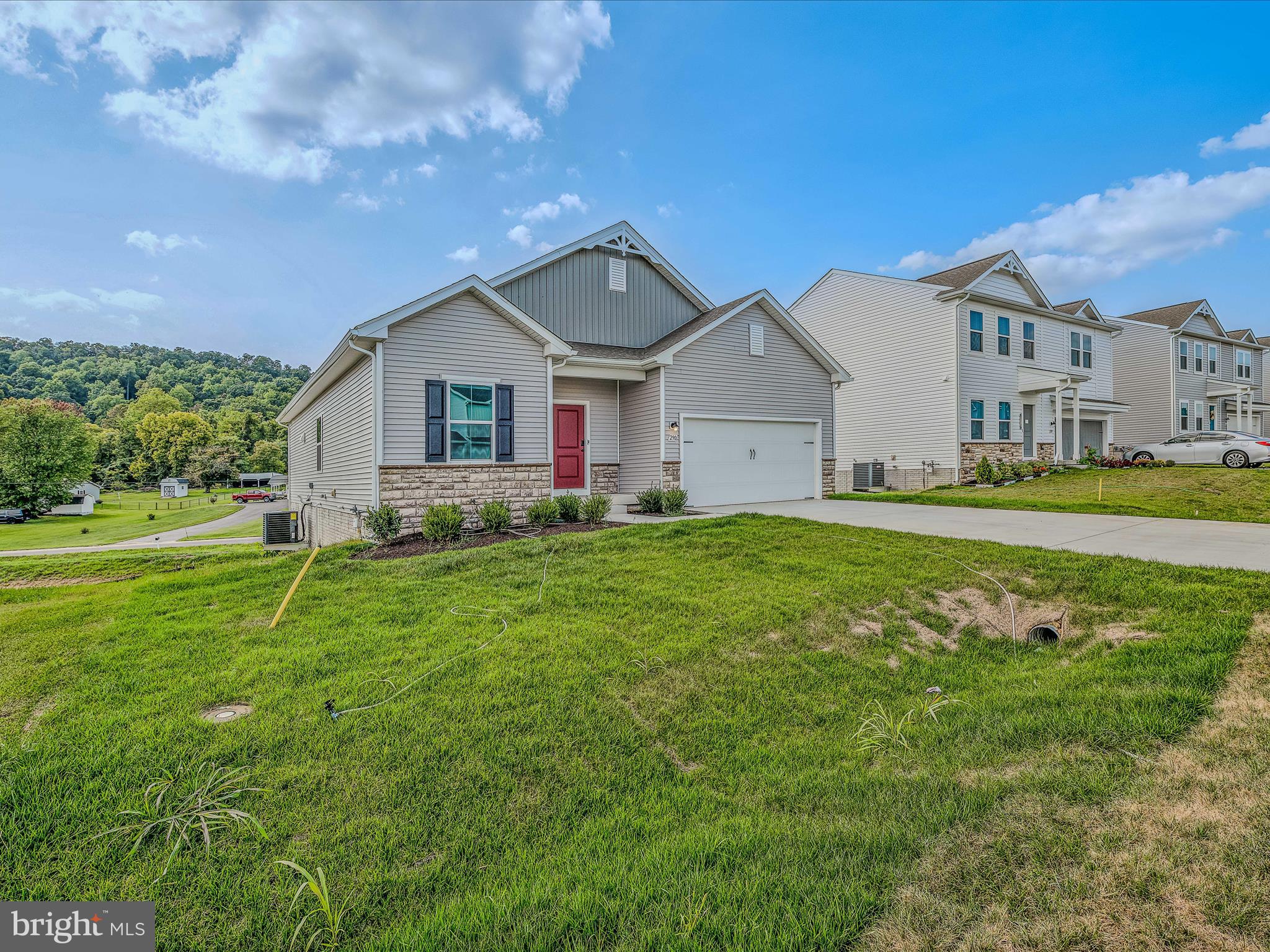 290 Scoter Road Hedgesville, WV 25427 - Photo 4 of 44 290 Scoter Rd-Hedgesville