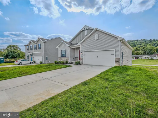 $2,499 | 290 Scoter Road, Hedgesville, WV 25427