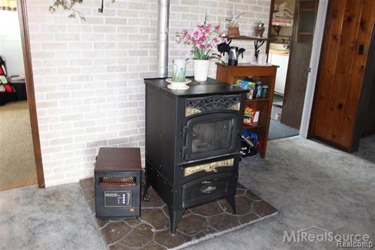 1263 Braidwood Road Memphis, MI 48041 - Photo 6 of 13 6.jpg