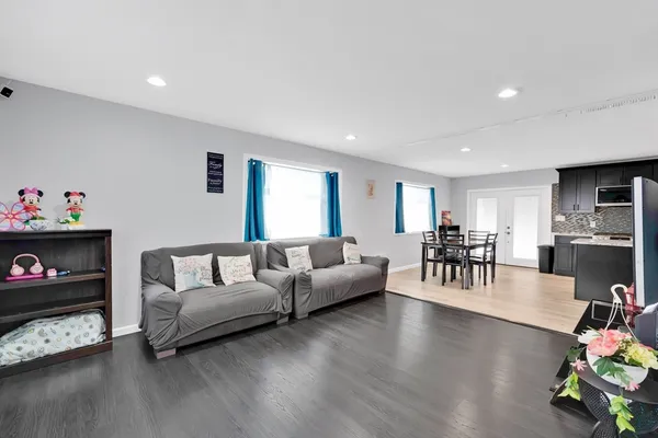 $449,900 | 42 Ringgold Street, Springfield, MA 01107