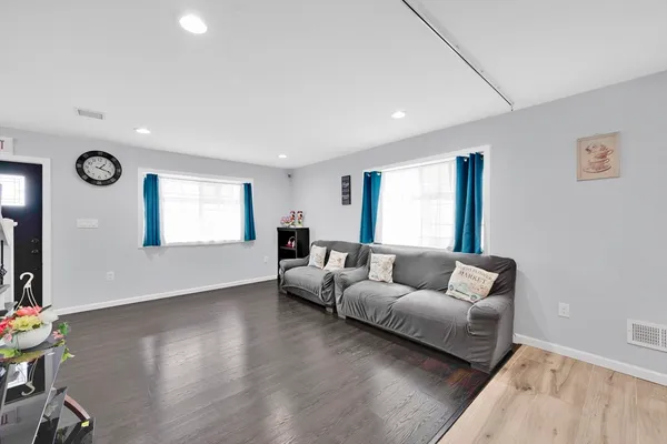 $449,900 | 42 Ringgold Street, Springfield, MA 01107