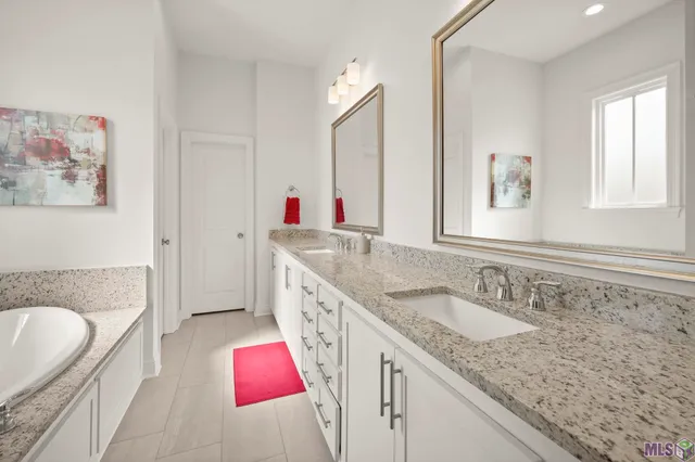 $465,000 | 4086 Memorial Square, Zachary, LA 70791