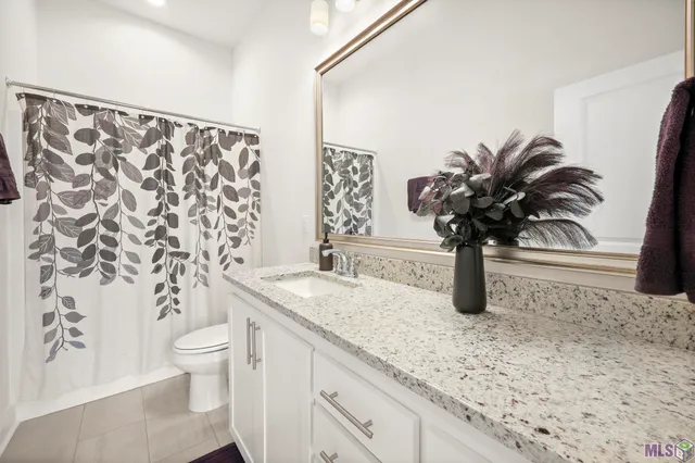 $465,000 | 4086 Memorial Square, Zachary, LA 70791