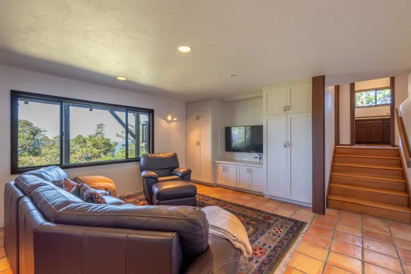 $4,395,000 | 214 Crest Road, Carmel, CA 93923