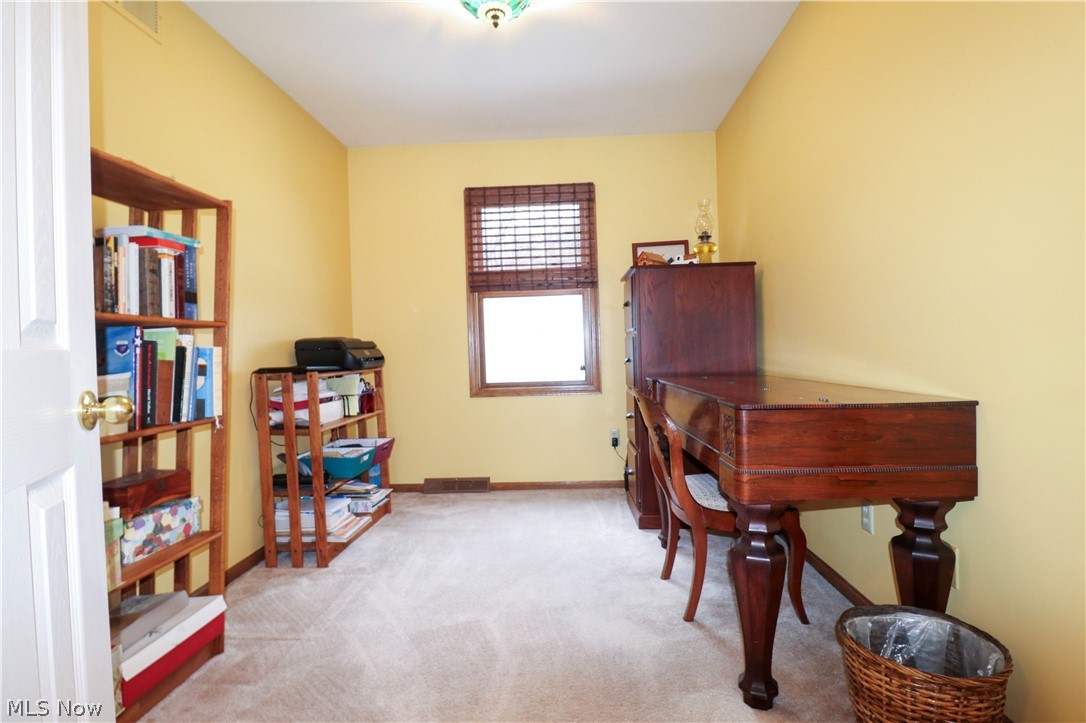 14615 Sisson Road Chardon, OH 44024 - Photo 20 of 35