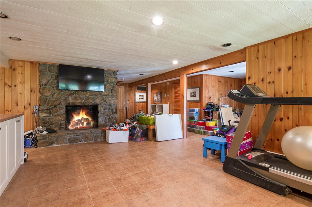 252 Sunnybrook Farm Road Narragansett, RI 02882 - Photo 18 of 26