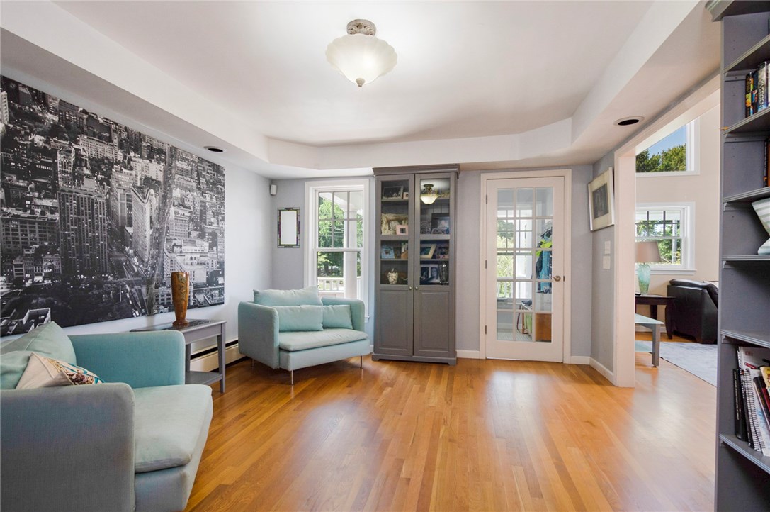 252 Sunnybrook Farm Road Narragansett, RI 02882 - Photo 4 of 26