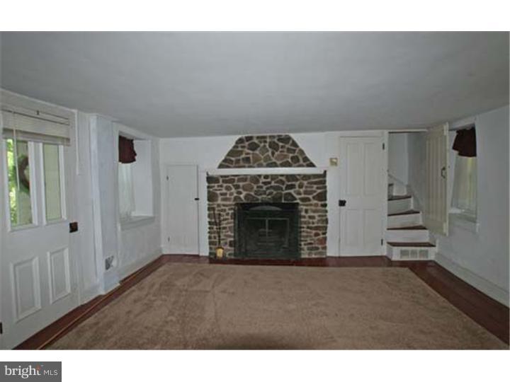 808 Wilson Road Wilmington, DE 19803 - Photo 11 of 20 Fireplace
