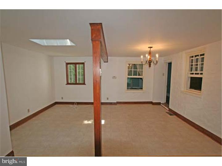 808 Wilson Road Wilmington, DE 19803 - Photo 6 of 20 Dining Room