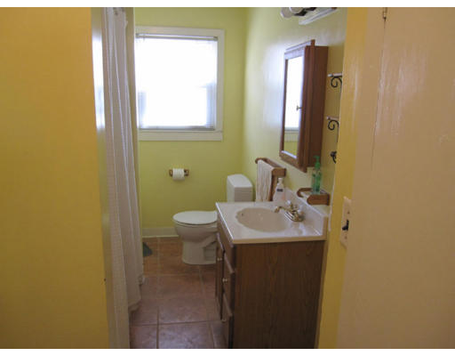 201 Turnpike Road Montague, MA 01376 - Photo 12 of 15