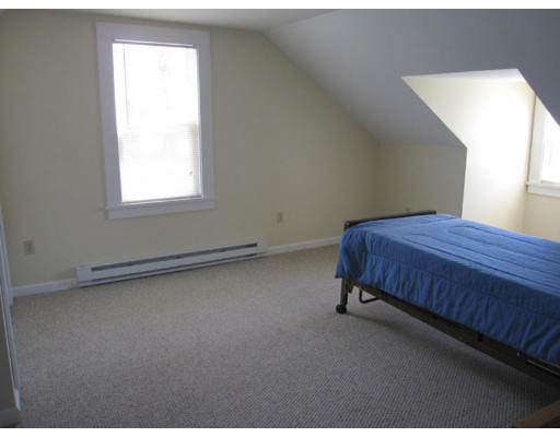 201 Turnpike Road Montague, MA 01376 - Photo 9 of 15