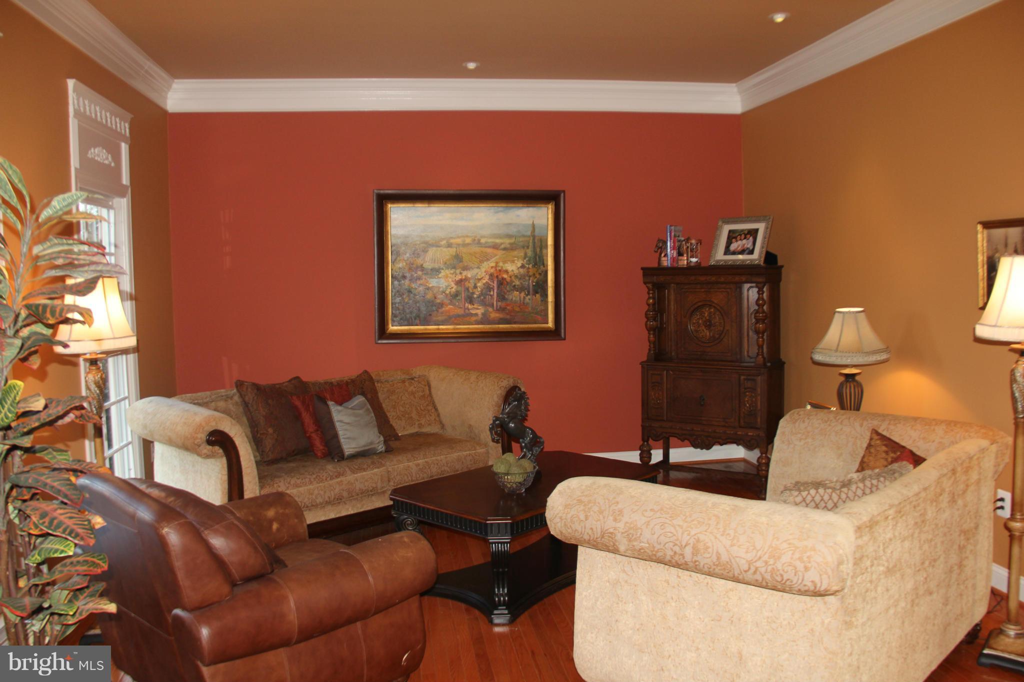 15009 Ransom Oaks Court Gainesville, VA 20155 - Photo 16 of 21 Living Room